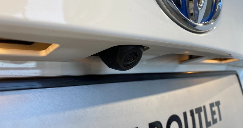 Toyota C-HR cena 84900 przebieg: 68800, rok produkcji 2019 z Drzewica małe 254
